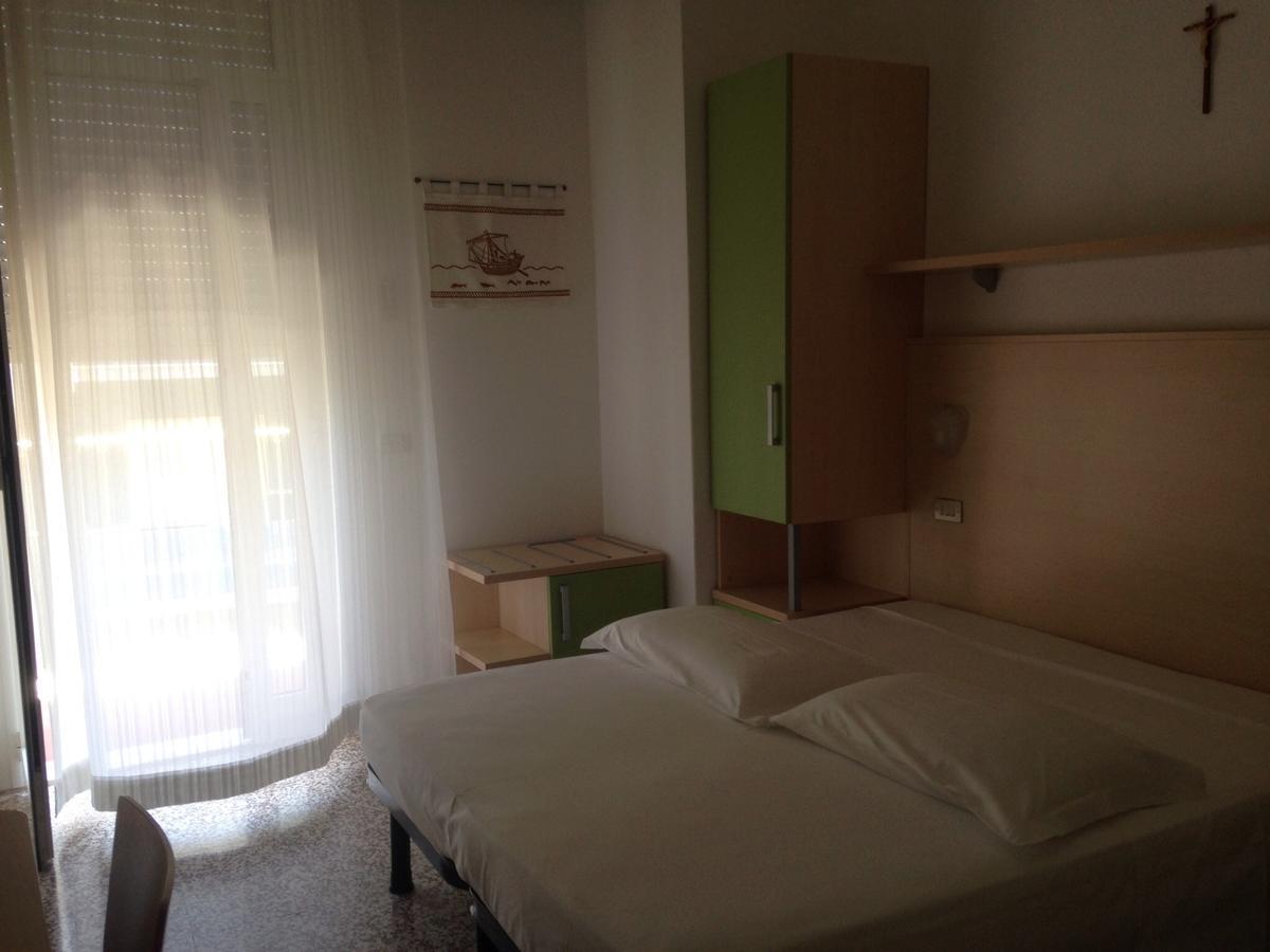 Hotel Lazzarini Bellaria-Igea Marina Dış mekan fotoğraf